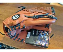 Wilson A500 12" Right-hand Glove